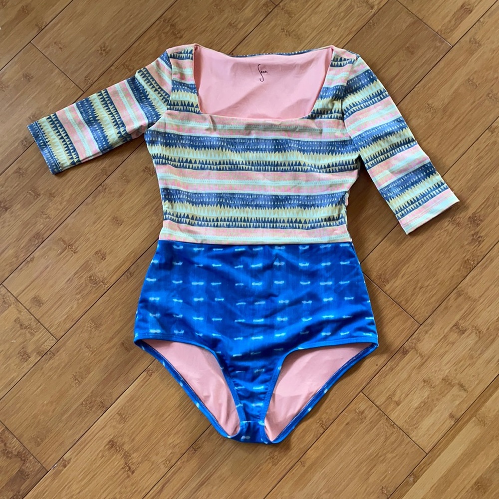 Seea one piece bathing suit size small